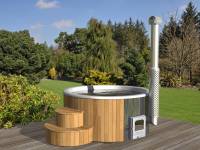 Wolff Finnhaus Badebottich Hot Tub de luxe 200 cm mit weißem GFK-Einsatz, integriertem Außenofen und Thermoabdeckung